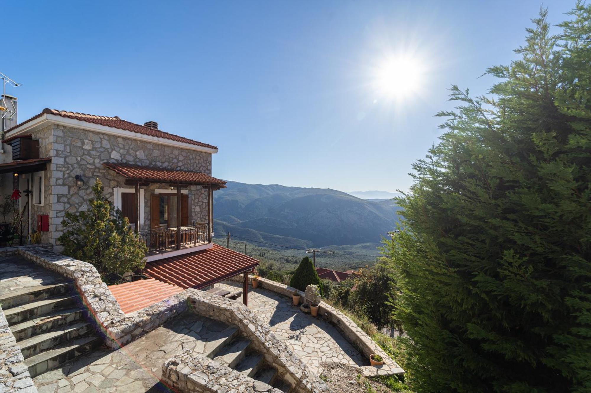Rock Dandy Deluxe Chalet In Arachova - Delphi, Sauna, Prv Parking, Amazing View Exterior photo
