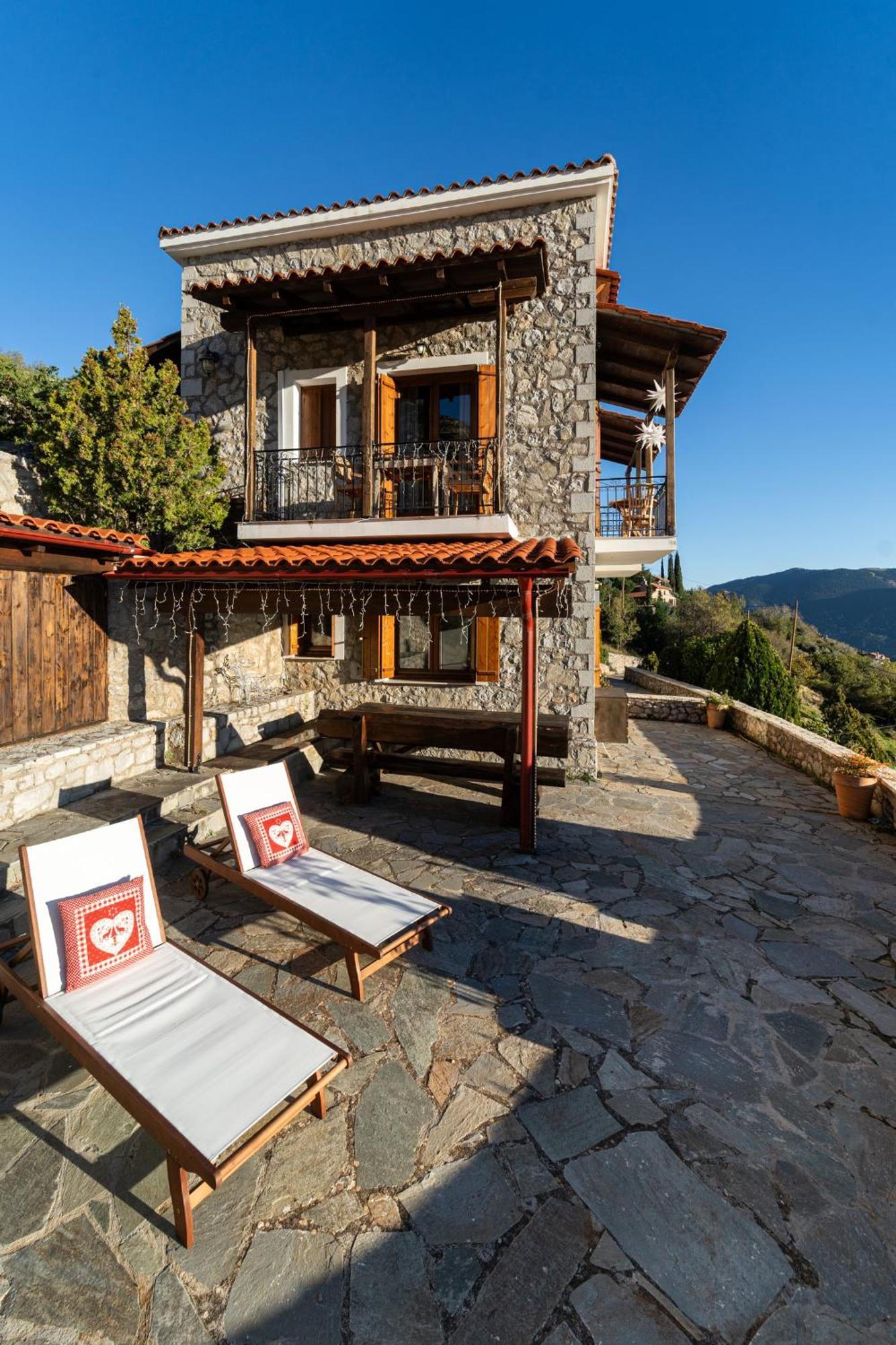 Rock Dandy Deluxe Chalet In Arachova - Delphi, Sauna, Prv Parking, Amazing View Exterior photo