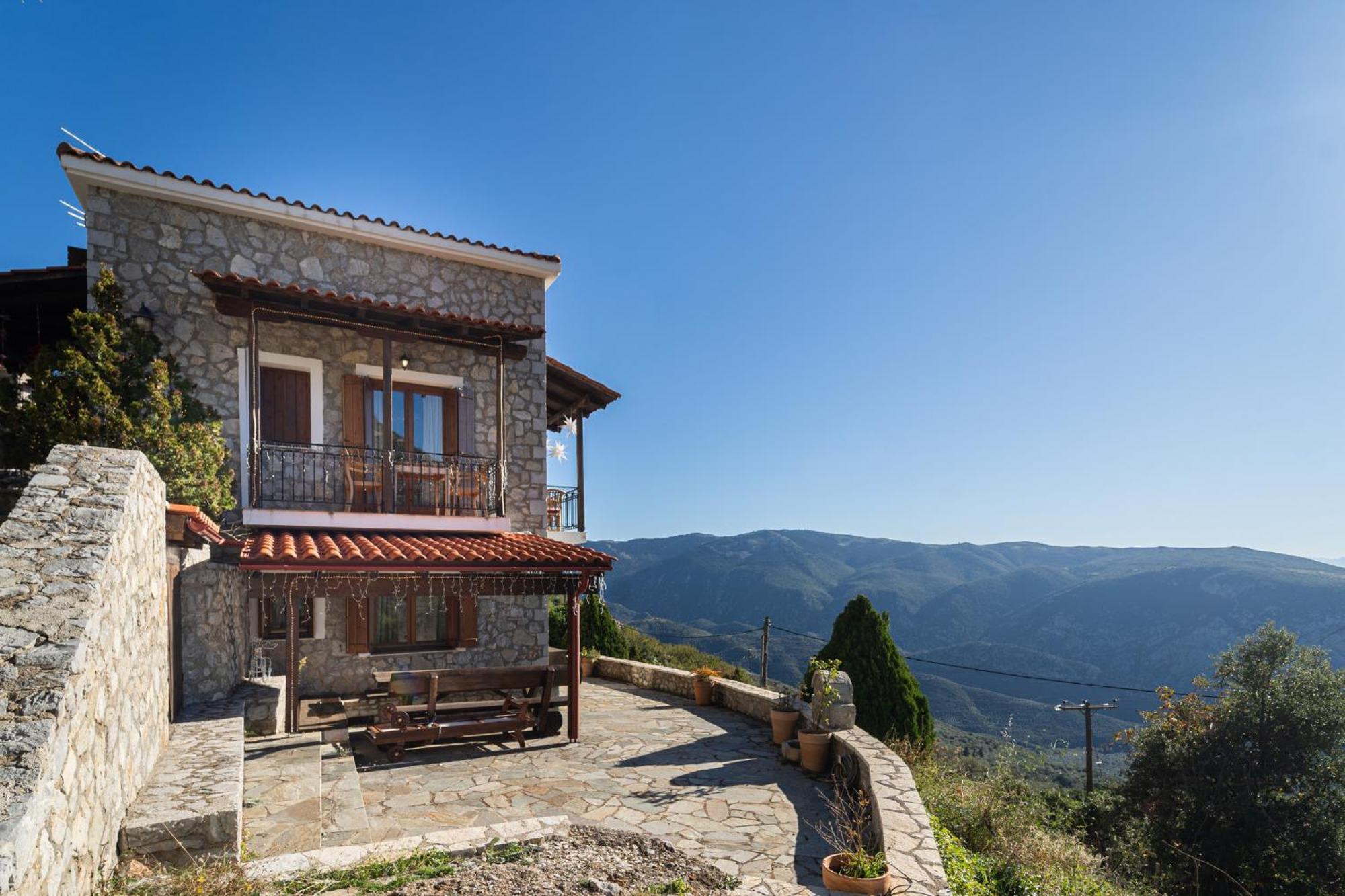 Rock Dandy Deluxe Chalet In Arachova - Delphi, Sauna, Prv Parking, Amazing View Exterior photo