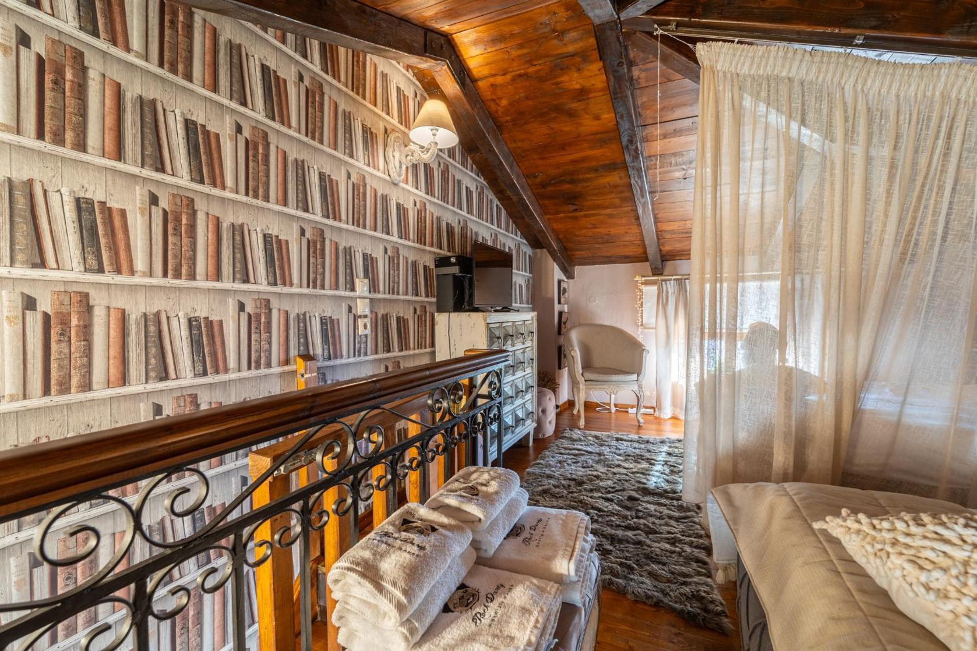 Rock Dandy Deluxe Chalet In Arachova - Delphi, Sauna, Prv Parking, Amazing View Exterior photo