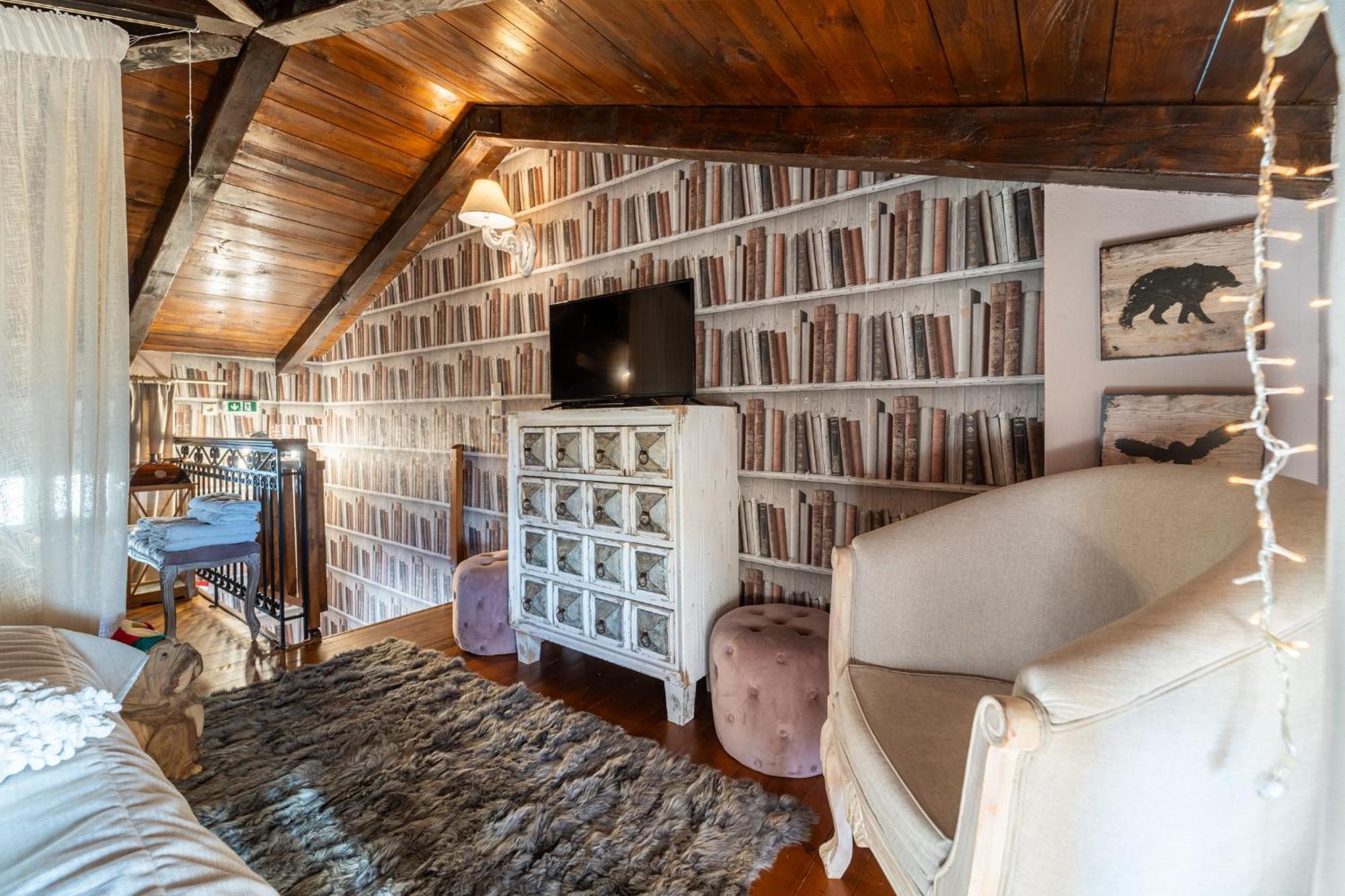 Rock Dandy Deluxe Chalet In Arachova - Delphi, Sauna, Prv Parking, Amazing View Exterior photo